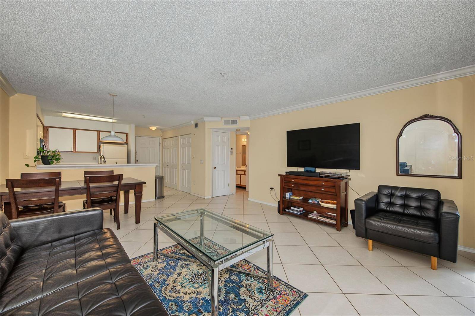 2400 FEATHER SOUND DR #123, Clearwater, FL 33762