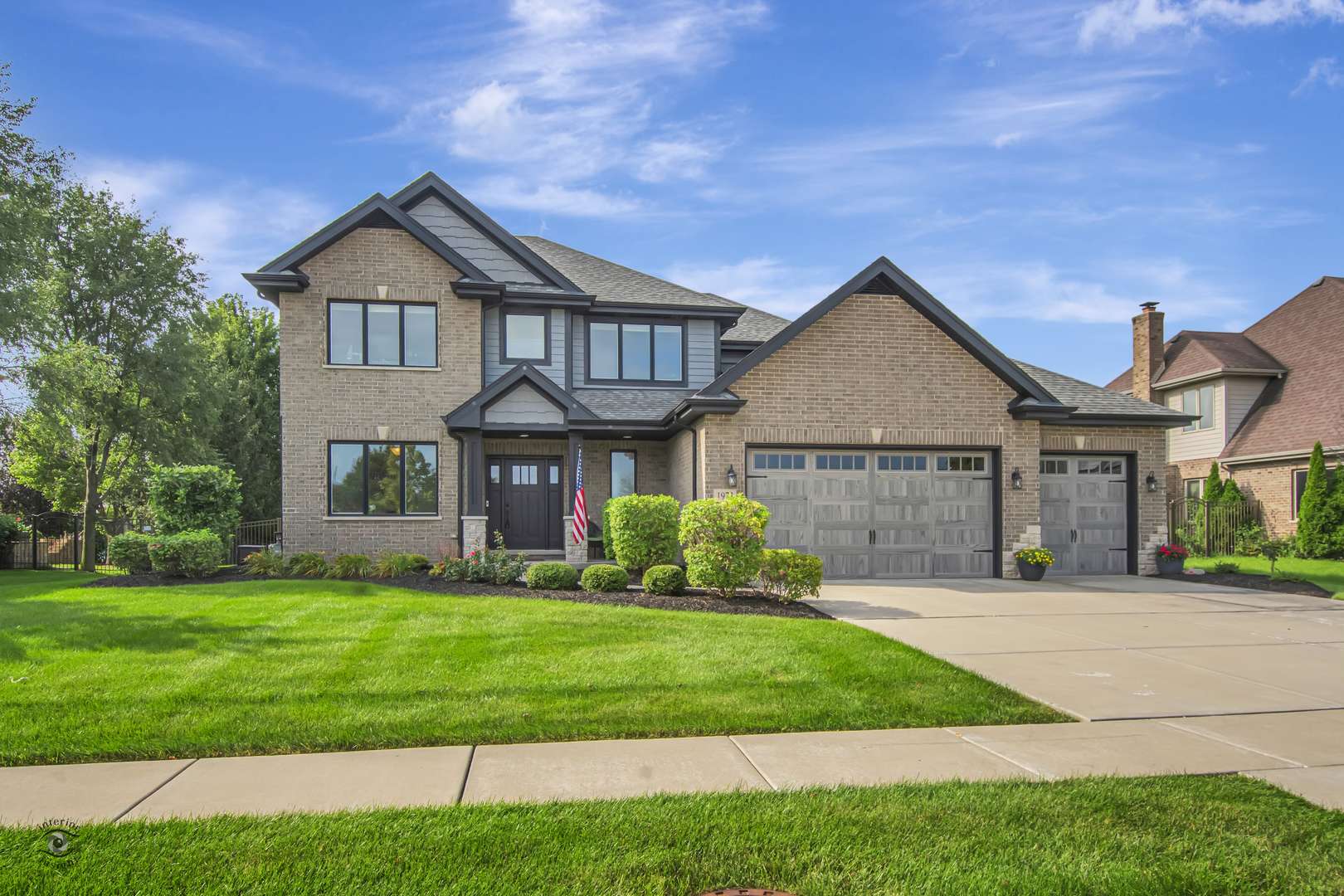 1973 Edgeview DR, New Lenox, IL 60451