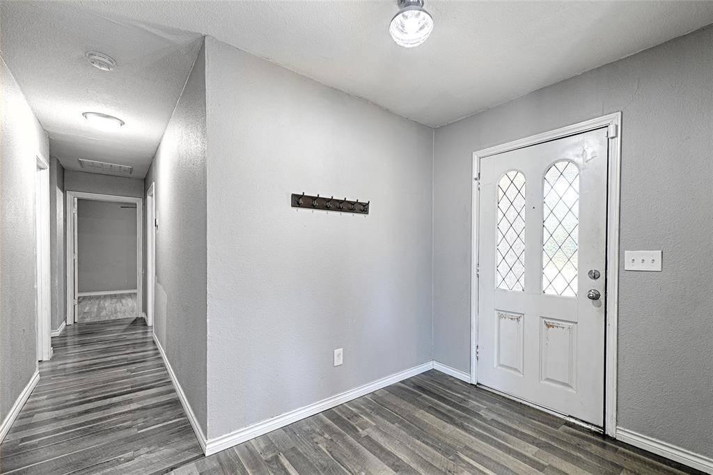 1223 Sequoia Drive, Desoto, TX 75115