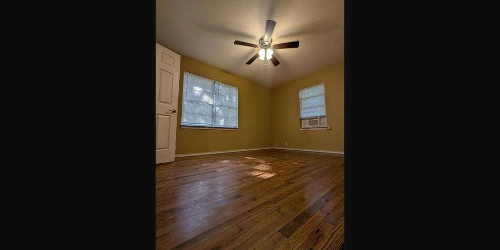 912 Red Bud Drive, Azle, TX 76020