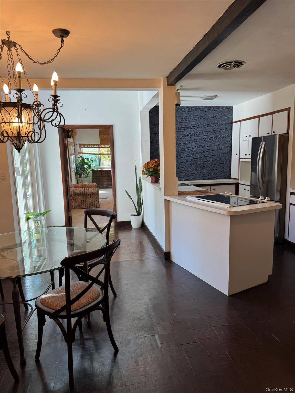 26 Soundview DR, Eastchester, NY 10709