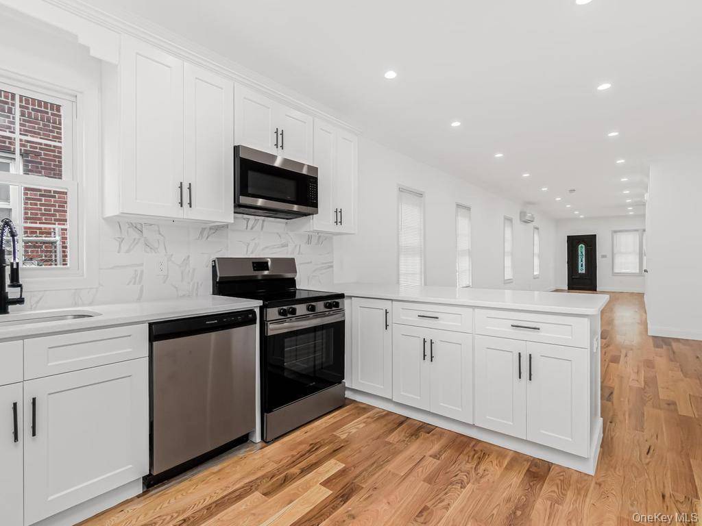 560 Linden BLVD, Brooklyn, NY 11203
