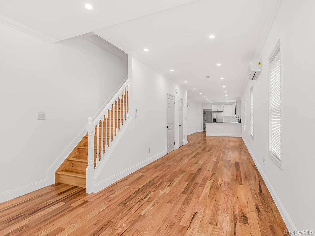 560 Linden BLVD, Brooklyn, NY 11203
