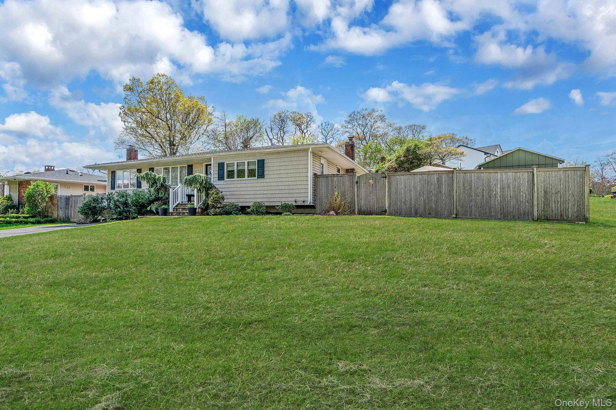 296 Moriches RD, Smithtown, NY 11780