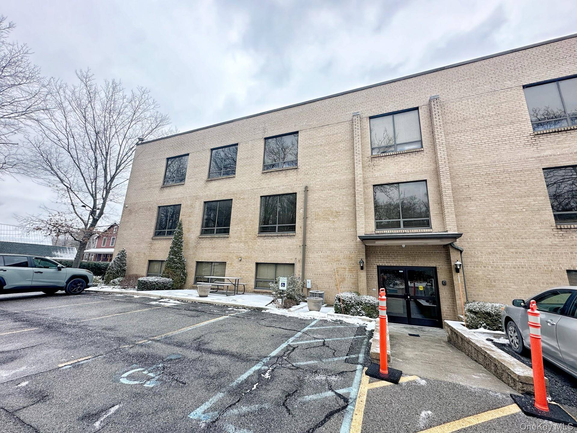 531 Central Park AVE #103, Scarsdale, NY 10583