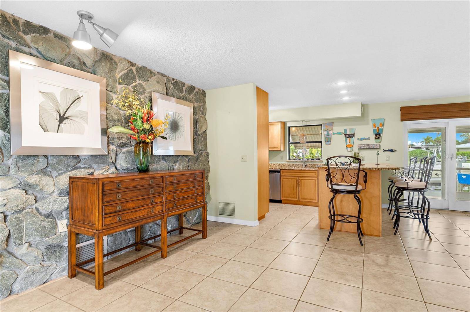 120 VILLA DR #120, Osprey, FL 34229