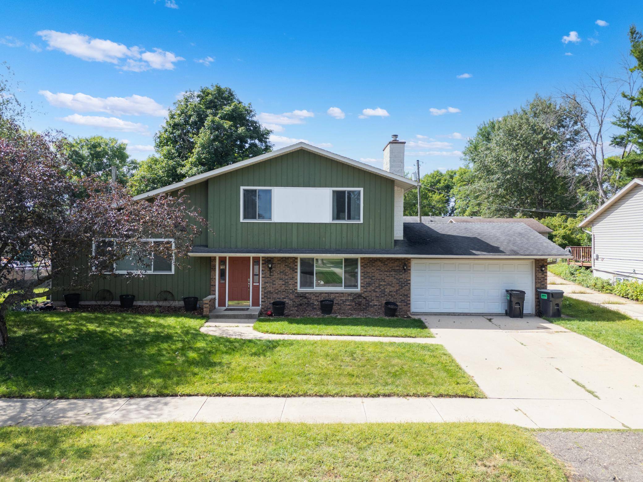 3421 15th AVE NW, Rochester, MN 55901