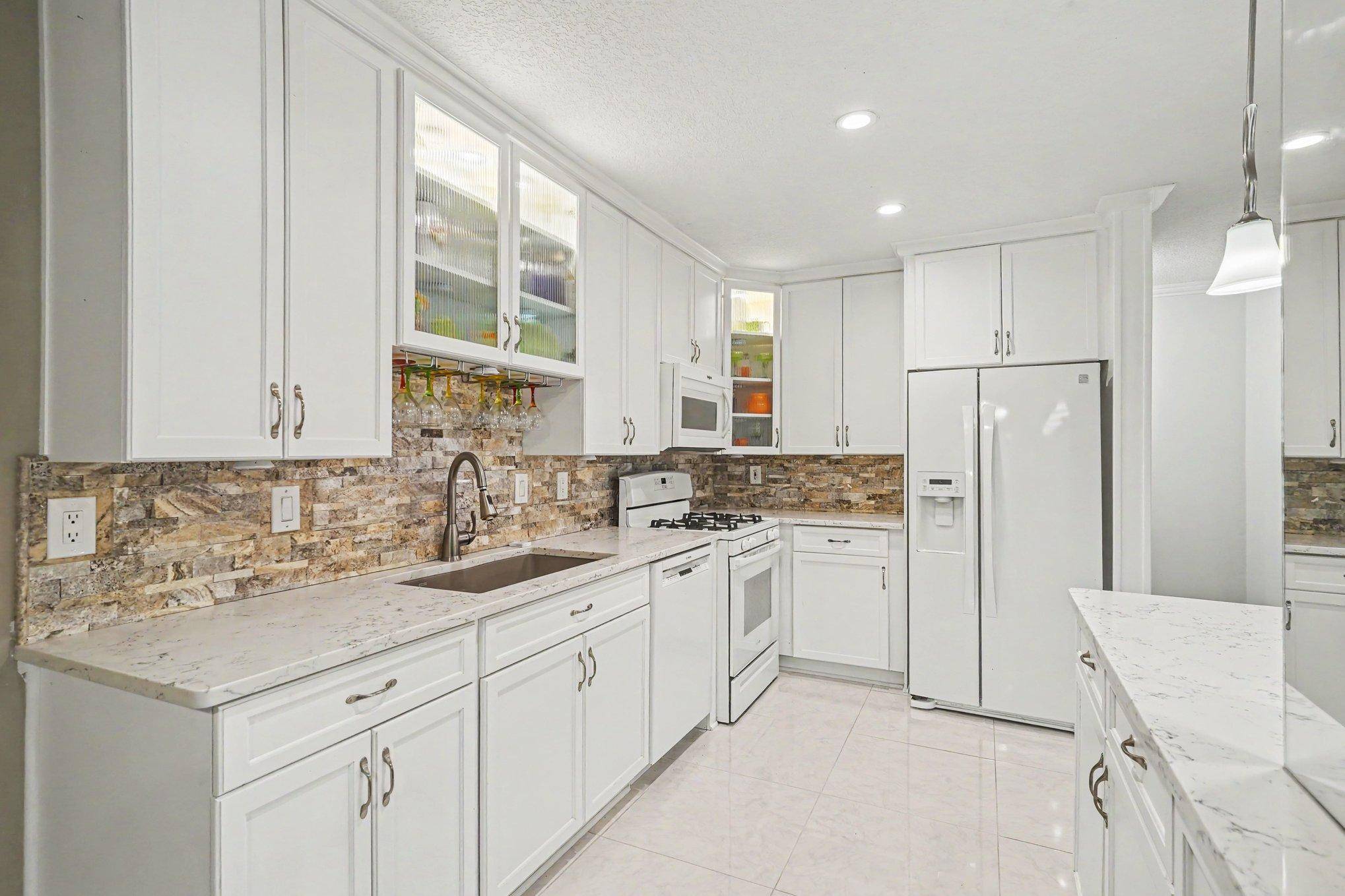 14054 Heywood PATH, Apple Valley, MN 55124