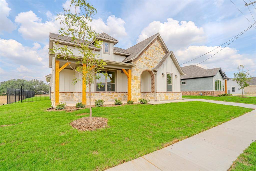 106 K Street, Meridian, TX 76665