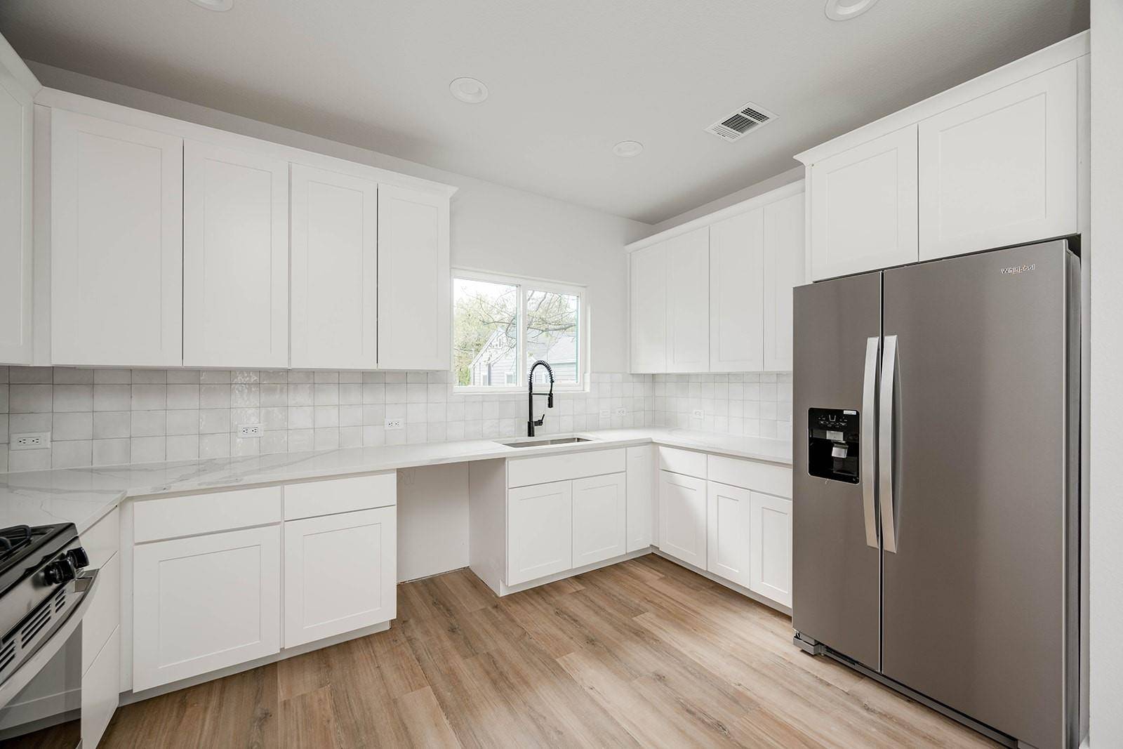 1004 Ellingson LN #2, Austin, TX 78751