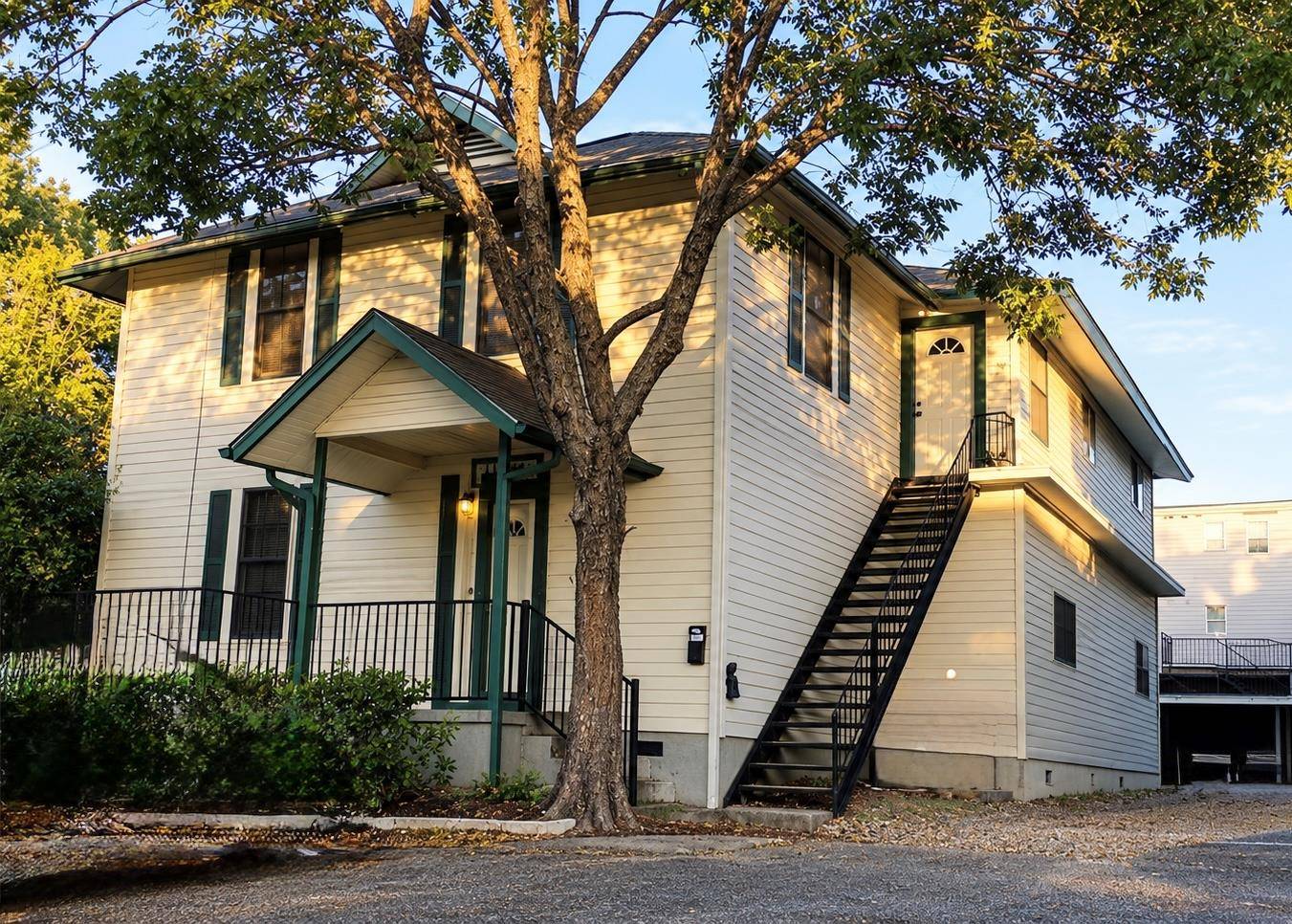 2811 Salado ST #B, Austin, TX 78705