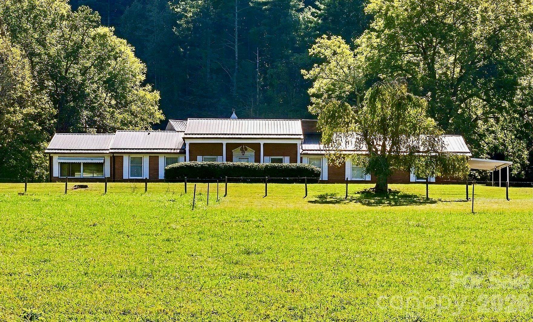 5810 Us 23 HWY, Mars Hill, NC 28754
