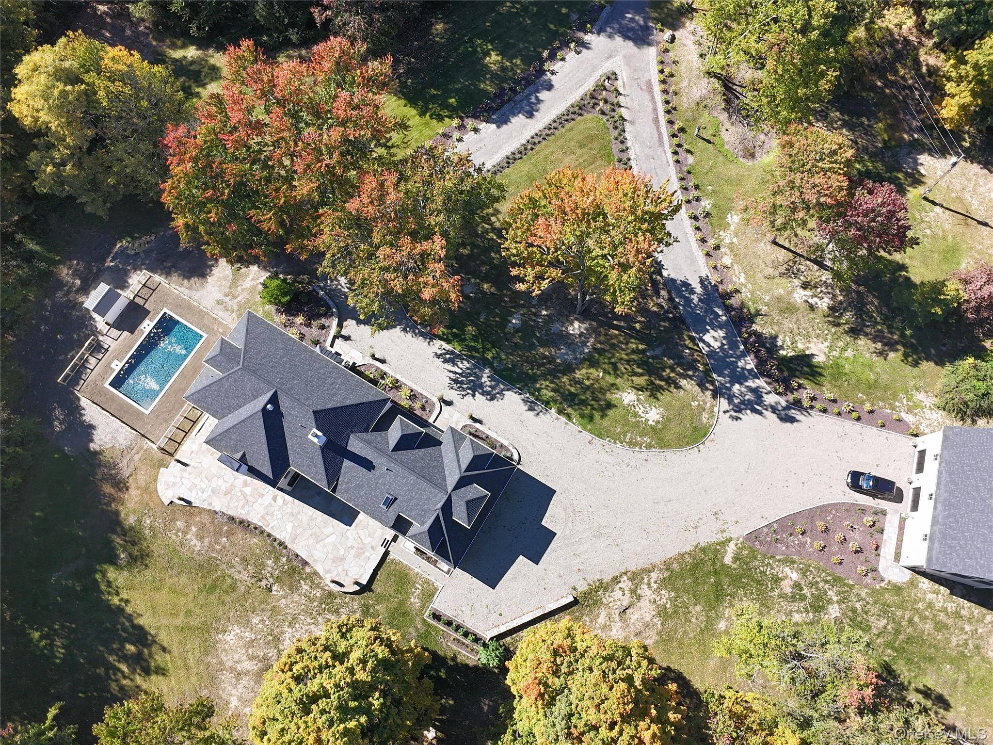 296-302 Stanford RD, Millbrook, NY 12545