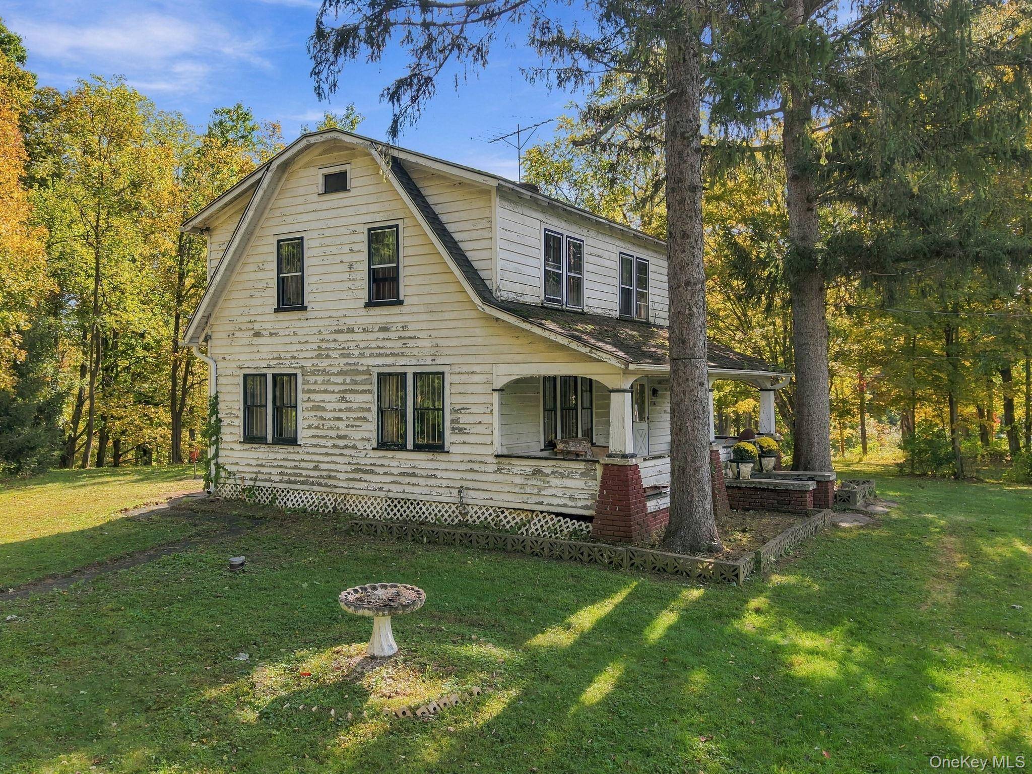 696 Springtown RD, Tillson, NY 12486