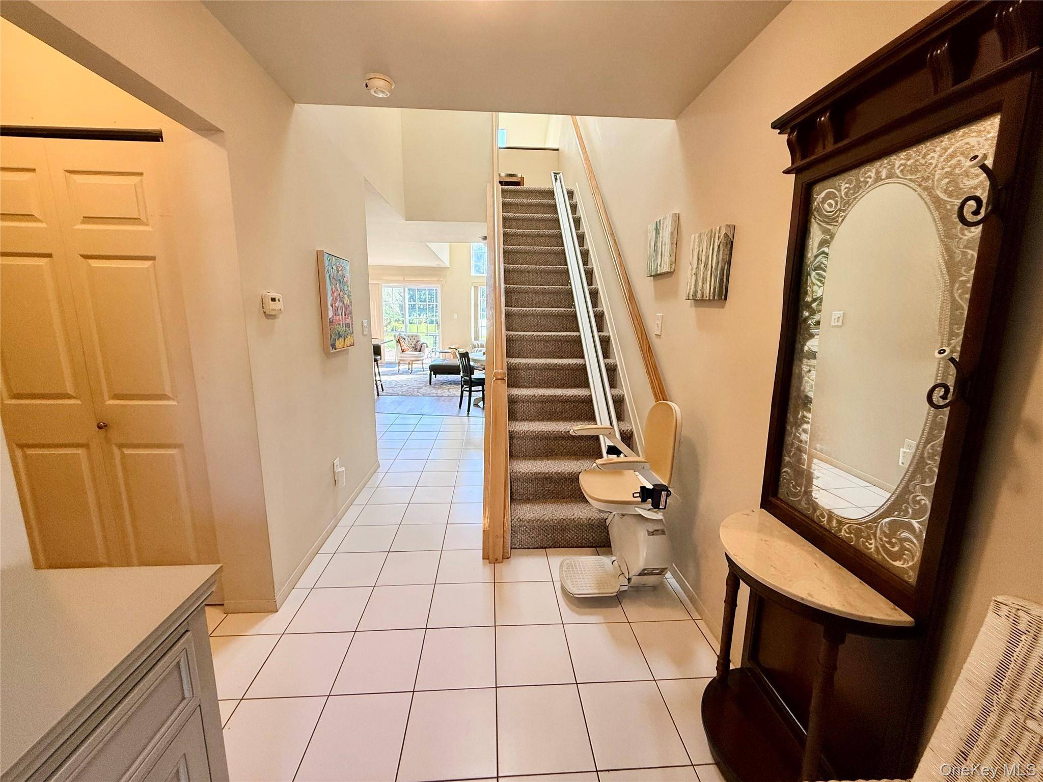 298 Prairie CT, Manorville, NY 11949