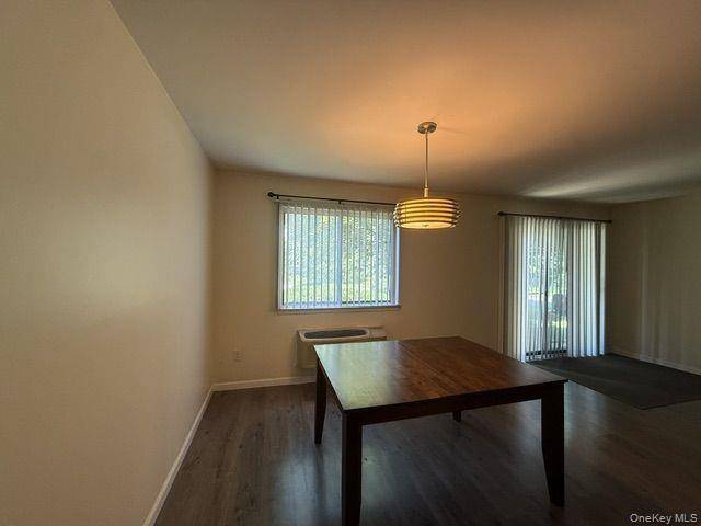 21 Village Park DR #1B, Fishkill, NY 12524