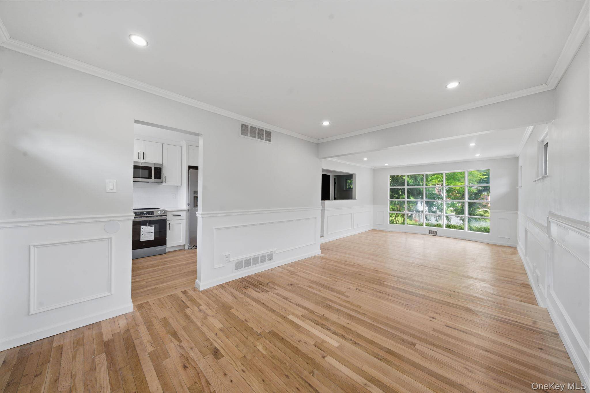 335 Lewis AVE, Yorktown Heights, NY 10598