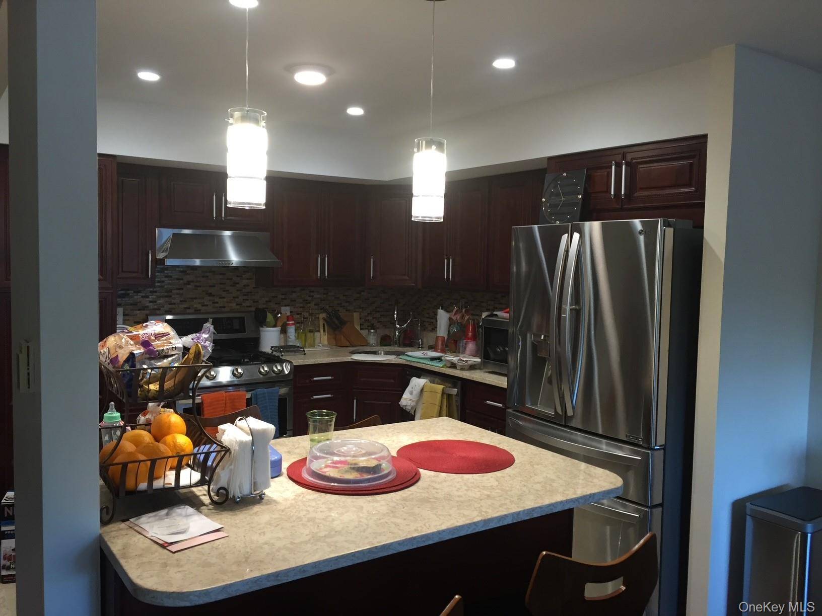 14760 Grand Central Pkwy, Jamaica, NY 11435