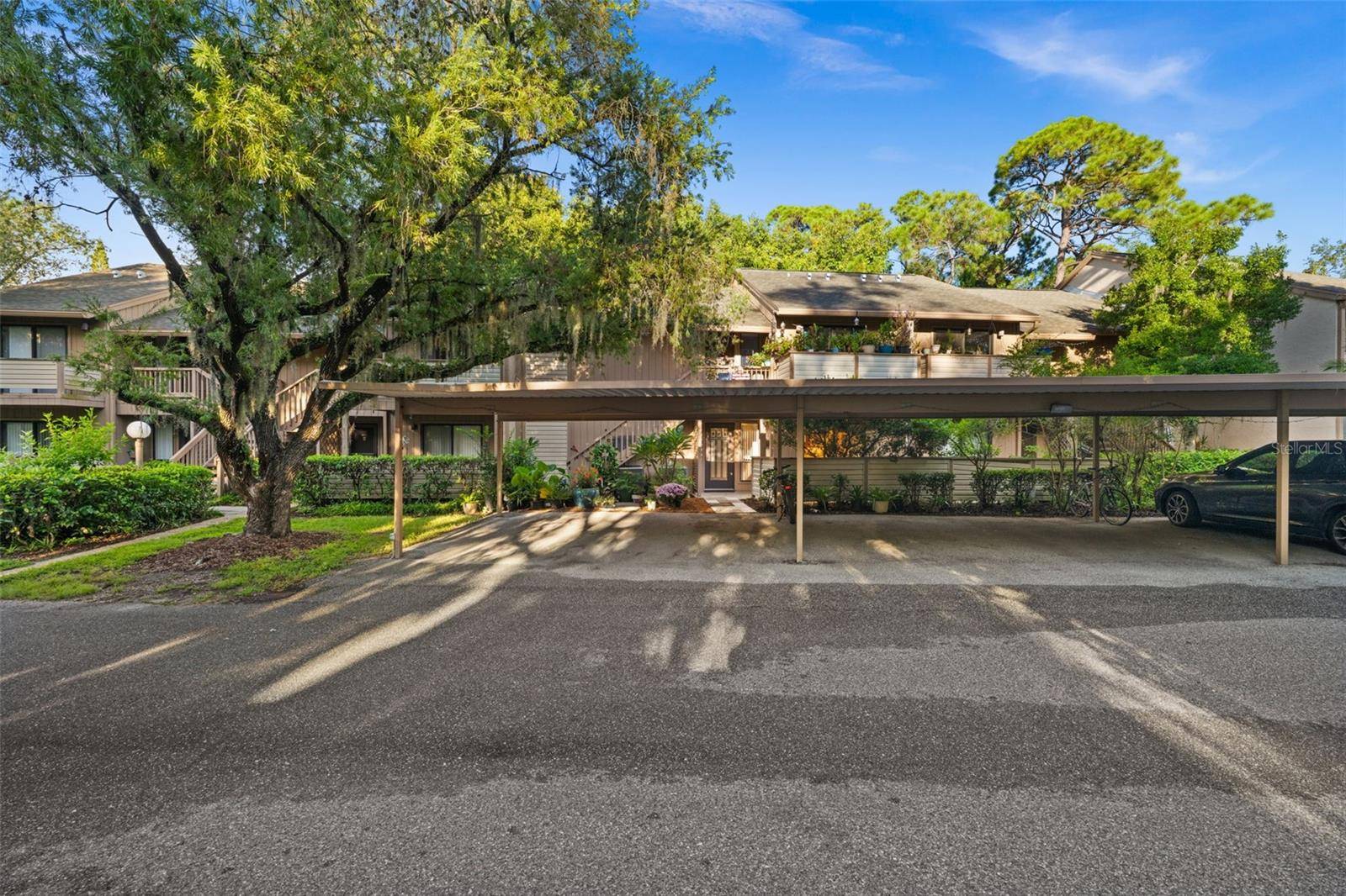 1657 BROOKHOUSE CIR #152, Sarasota, FL 34231