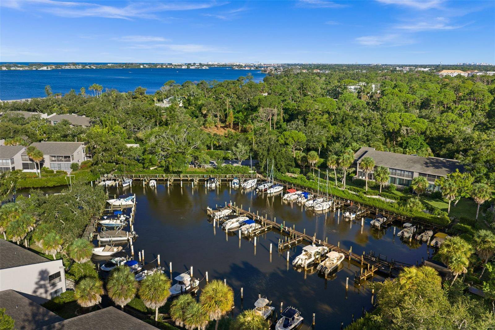1657 BROOKHOUSE CIR #152, Sarasota, FL 34231