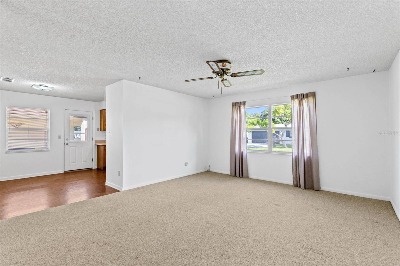 402 MISSISSIPPI AVE, St Cloud, FL 34769