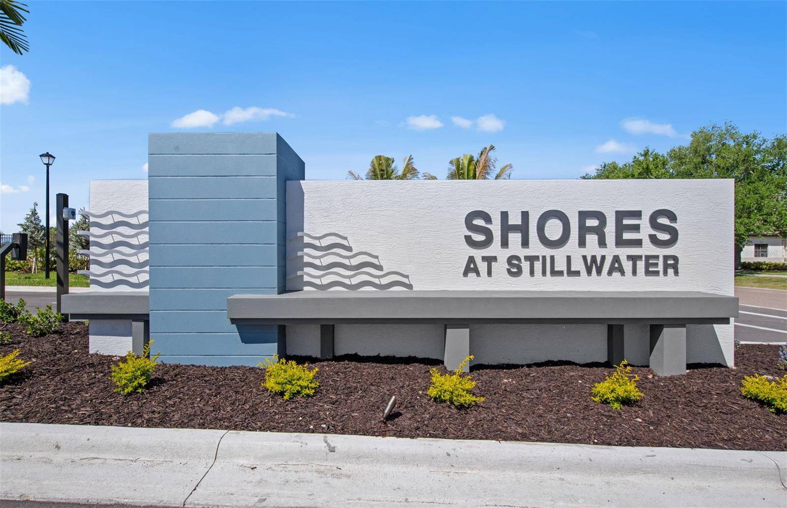 1951 SILVER SHRS, Englewood, FL 34223