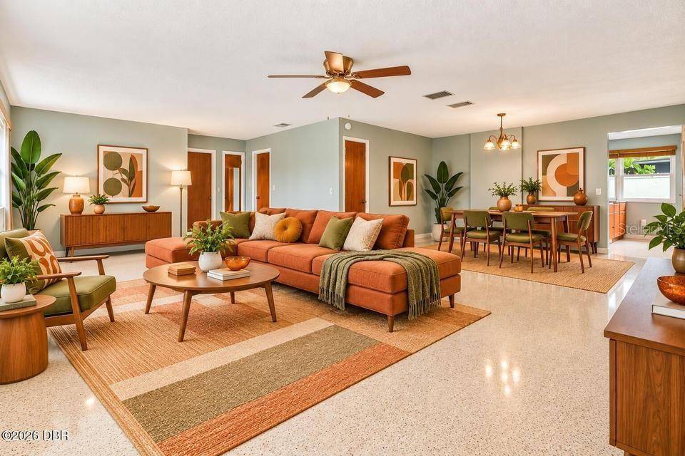 1002 THUNDERBIRD DR, Daytona Beach, FL 32117