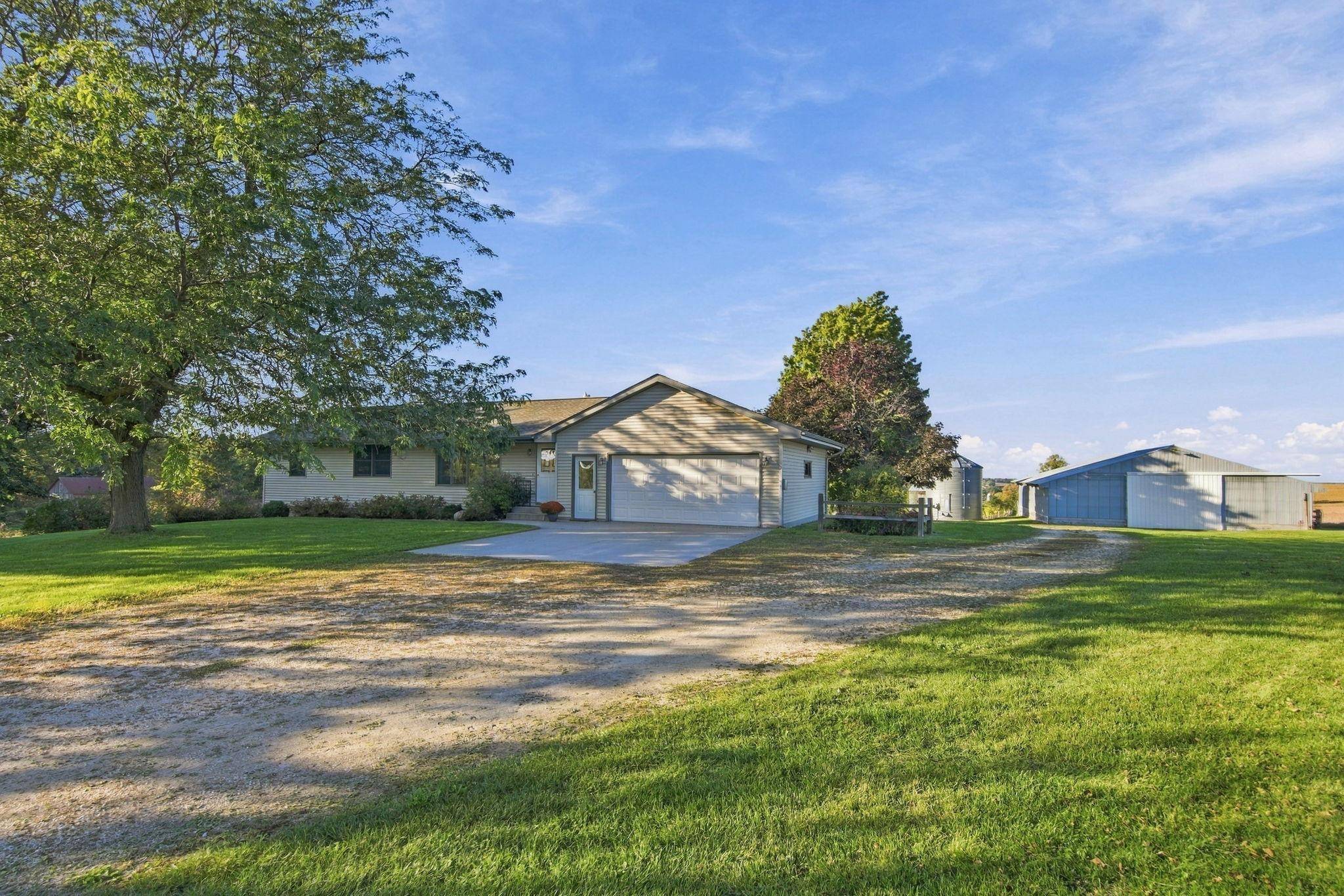 12321 335th ST, Goodhue, MN 55027