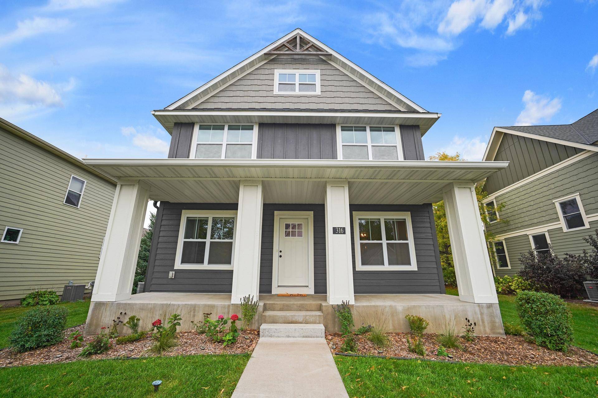 316 Prairie WAY S, Bayport, MN 55003