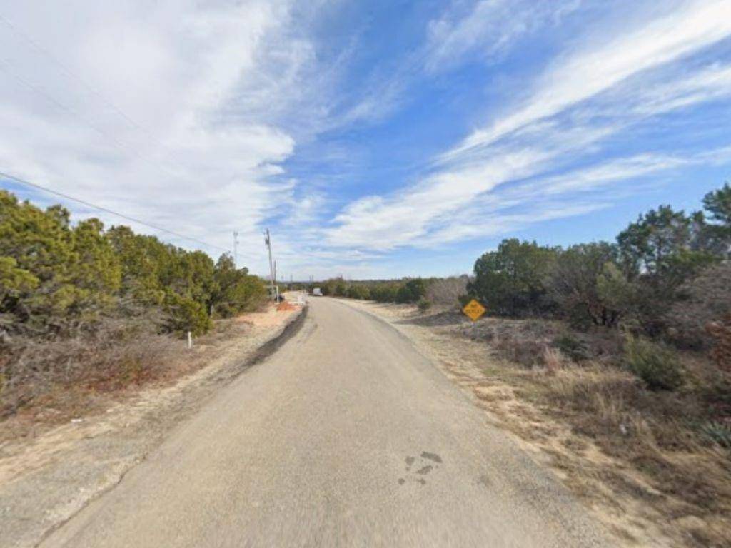 1416 Ridgeview Circle, Granbury, TX 76048
