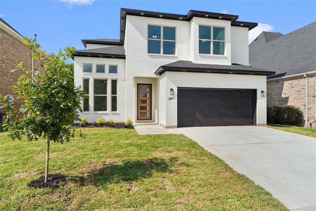 907 Saint George Place, Desoto, TX 75115
