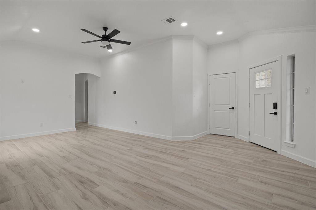 8275 Horse Whisper Lane, Fort Worth, TX 76131