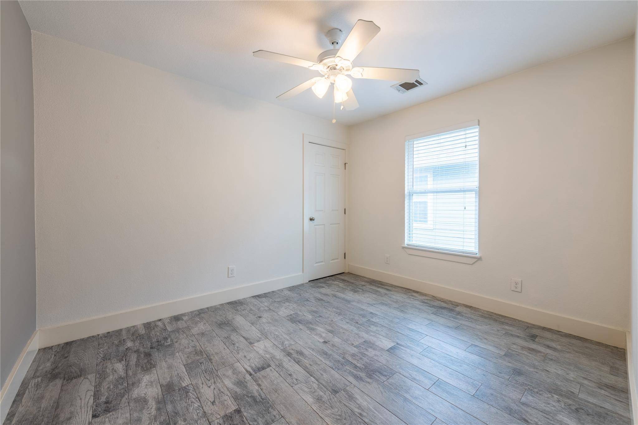 1311 E 52nd ST #4, Austin, TX 78723