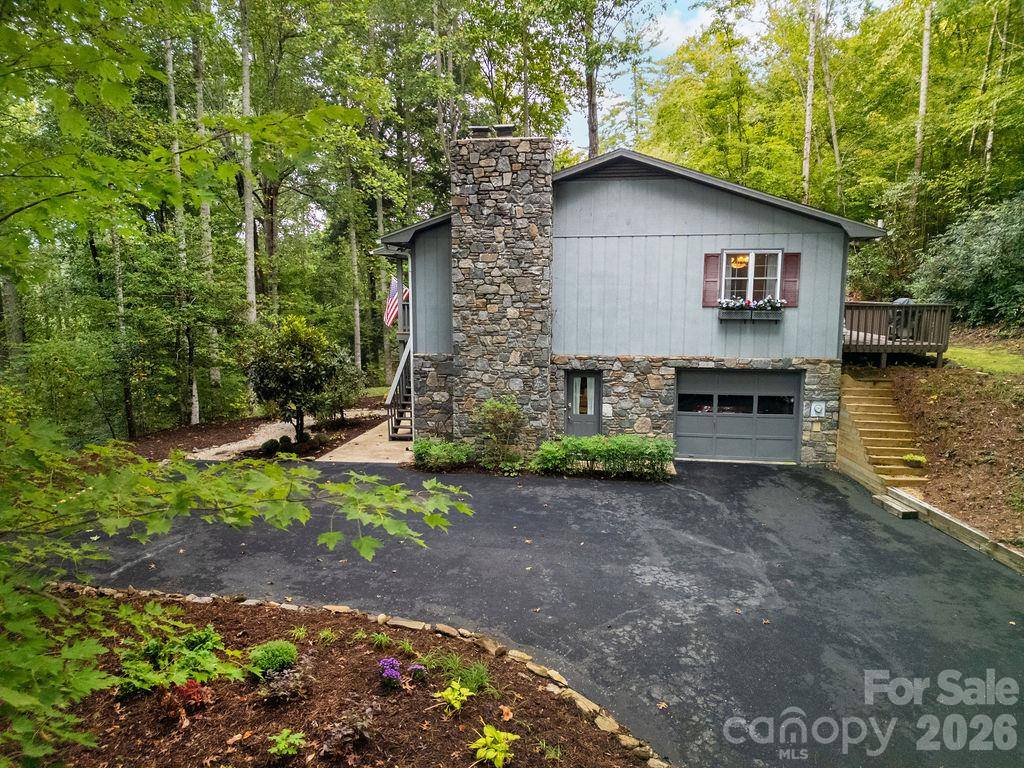 239 Three Mile Knob RD, Pisgah Forest, NC 28768