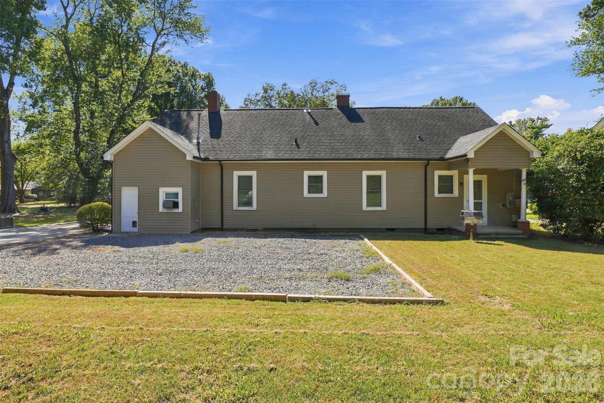 924 Maple AVE, Salisbury, NC 28144