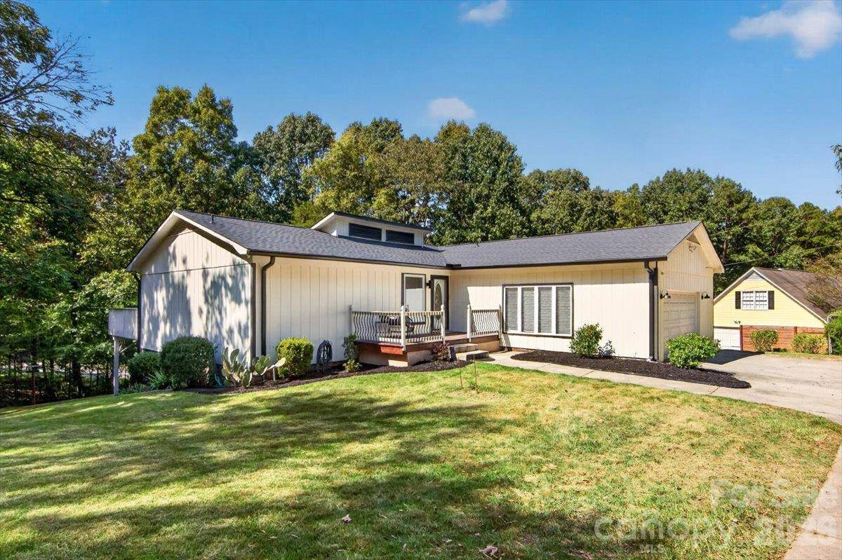 16 Cove Creek PL SE, Concord, NC 28025