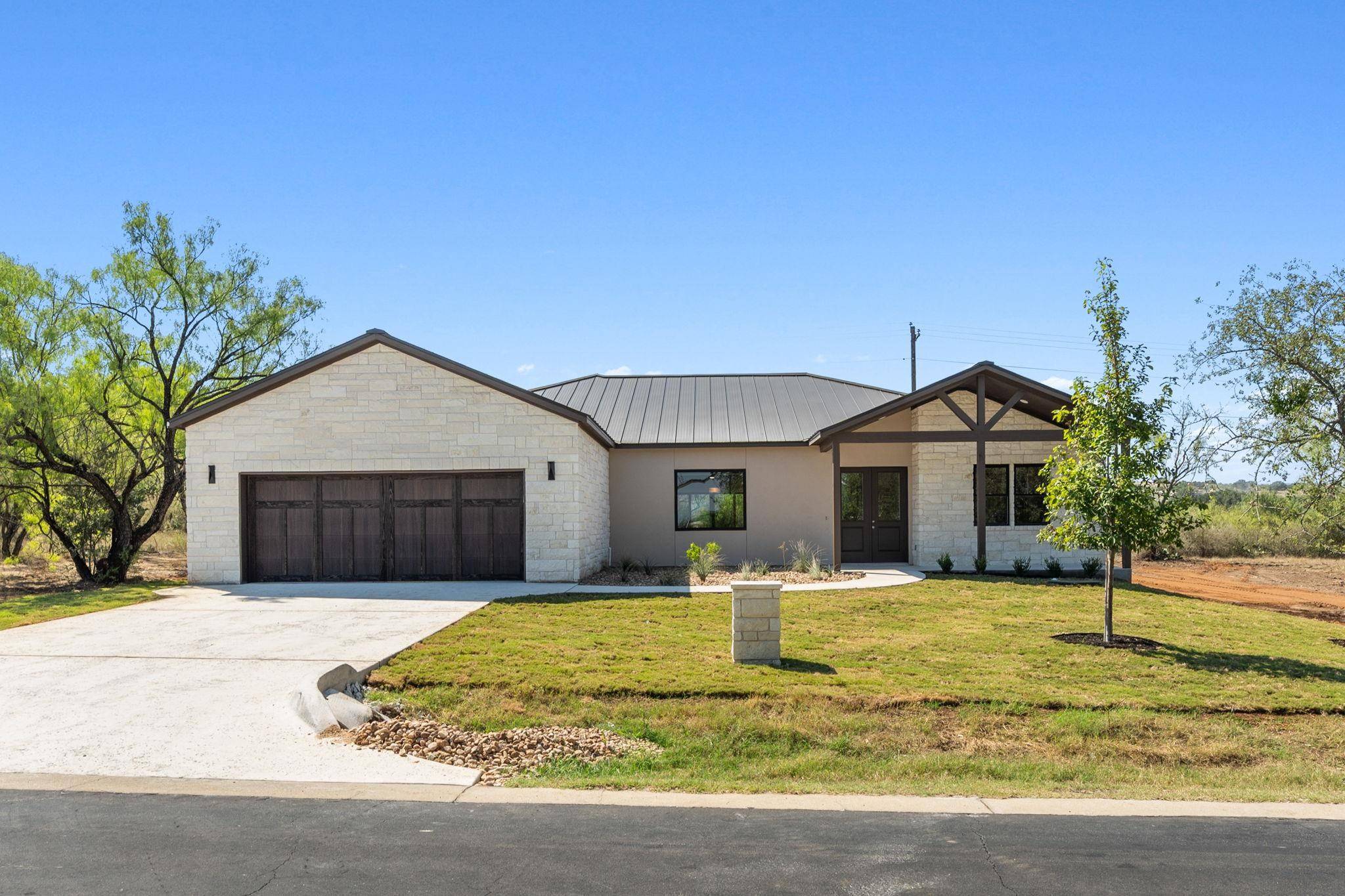 Address not disclosed, Horseshoe Bay, TX 78657