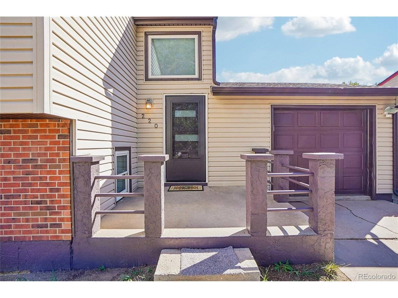 220 McKinley, Bennett, CO 80102