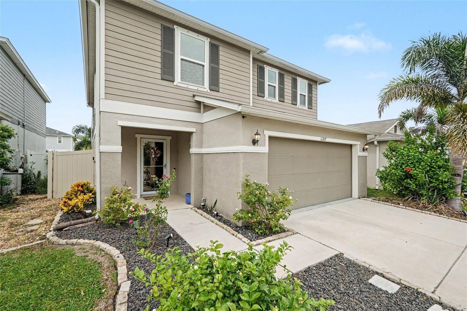 11207 SOUTHERN CROSS PL, Gibsonton, FL 33534