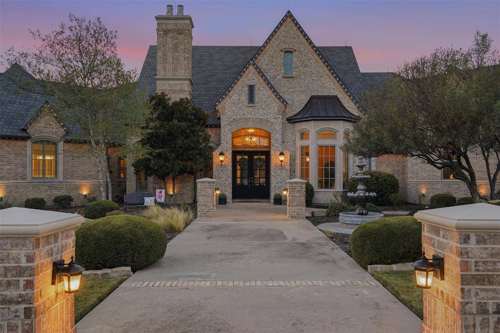 12824 Villa Milano Drive, Fort Worth, TX 76126