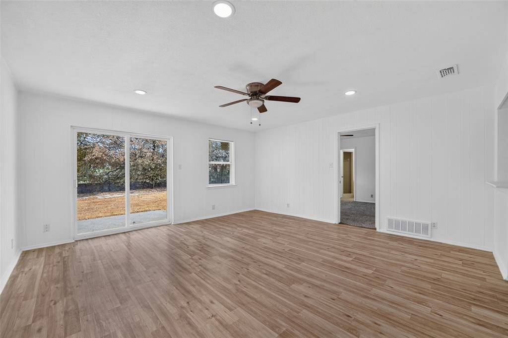 5921 Jackie Terrace, Watauga, TX 76148