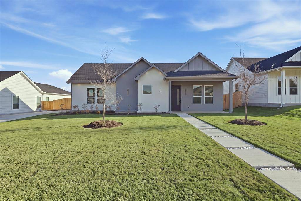 1206 Gannon Lane, Desoto, TX 75115