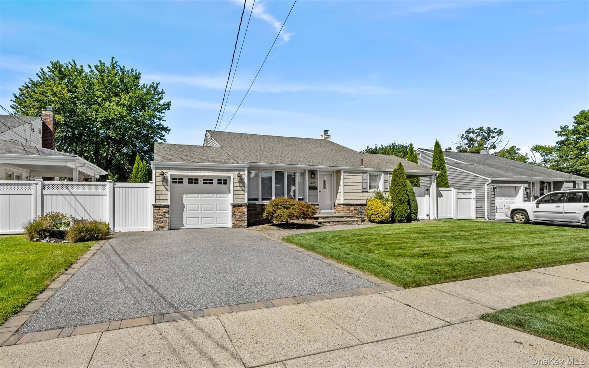 392 Philadelphia AVE, Massapequa Park, NY 11762