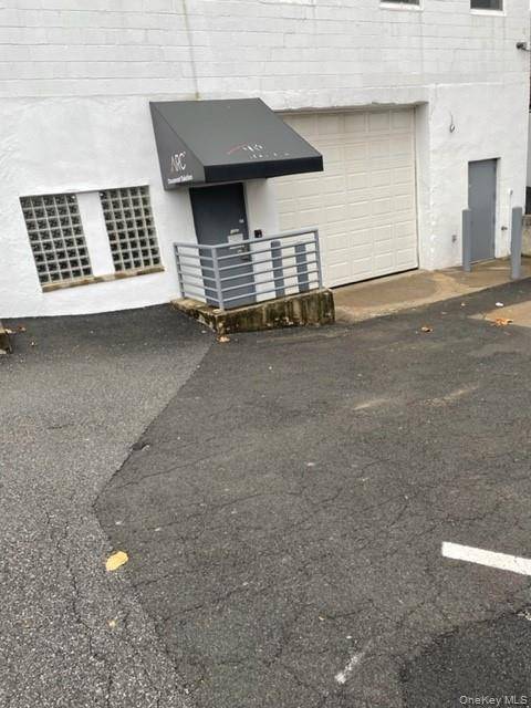 530 Tarrytown RD, White Plains, NY 10607
