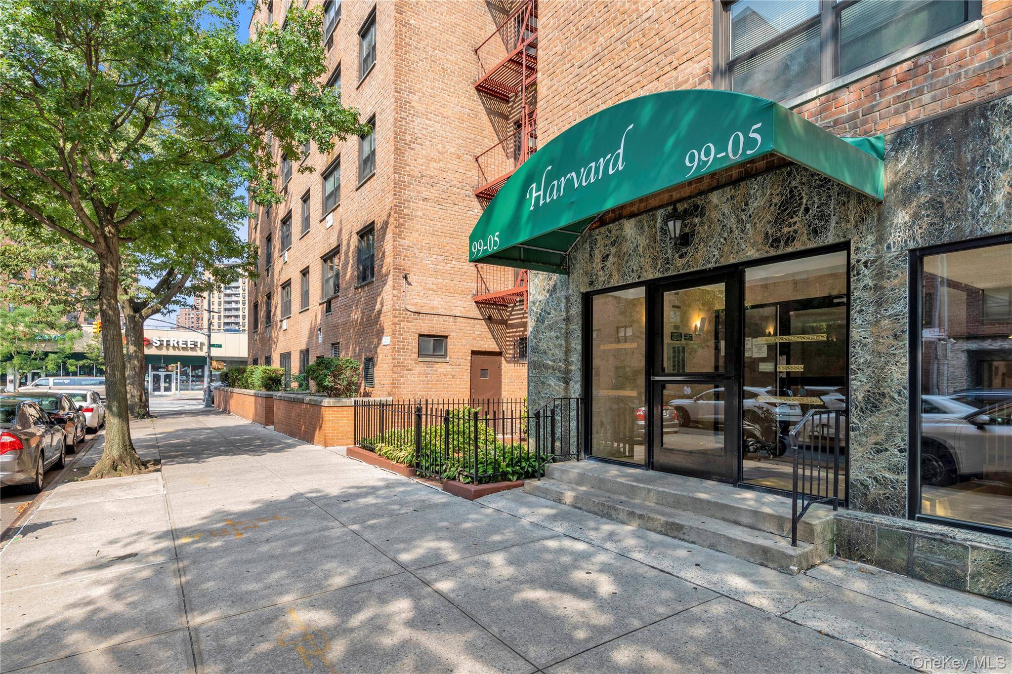 99-05 59Ave #6B, Corona, NY 11368