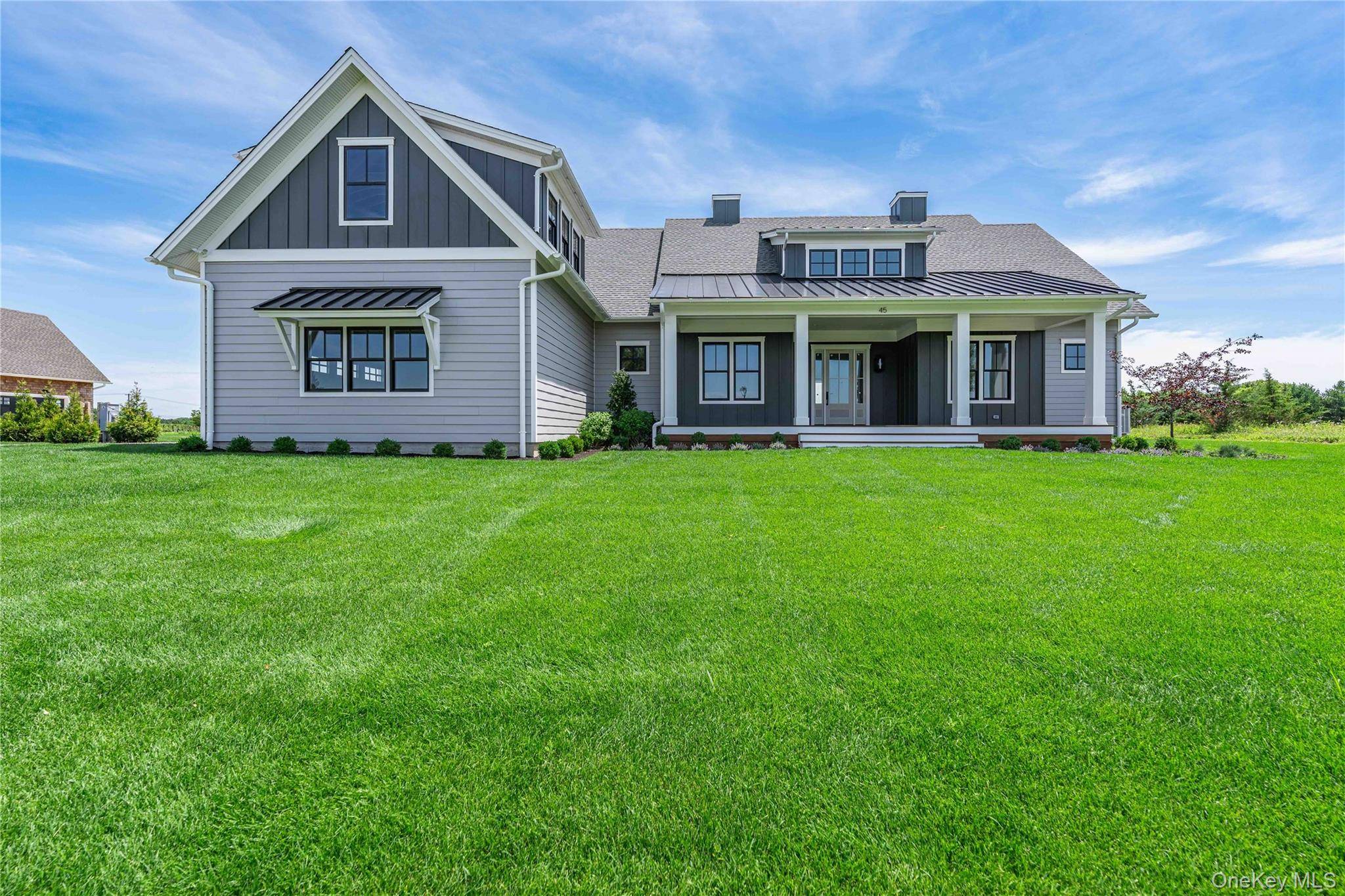 45 Club DR, Baiting Hollow, NY 11933