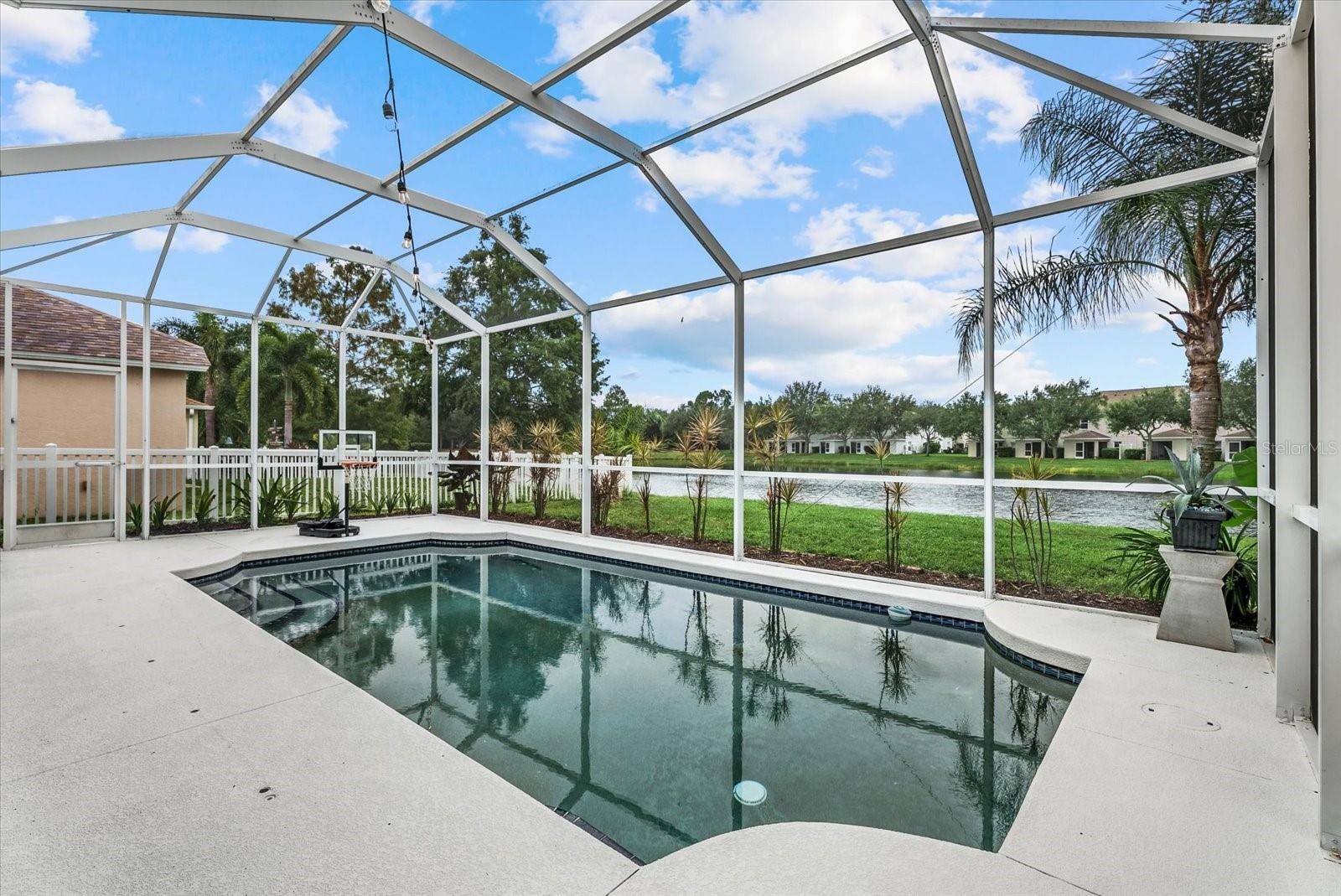 15302 SEAROBBIN DR, Lakewood Ranch, FL 34202