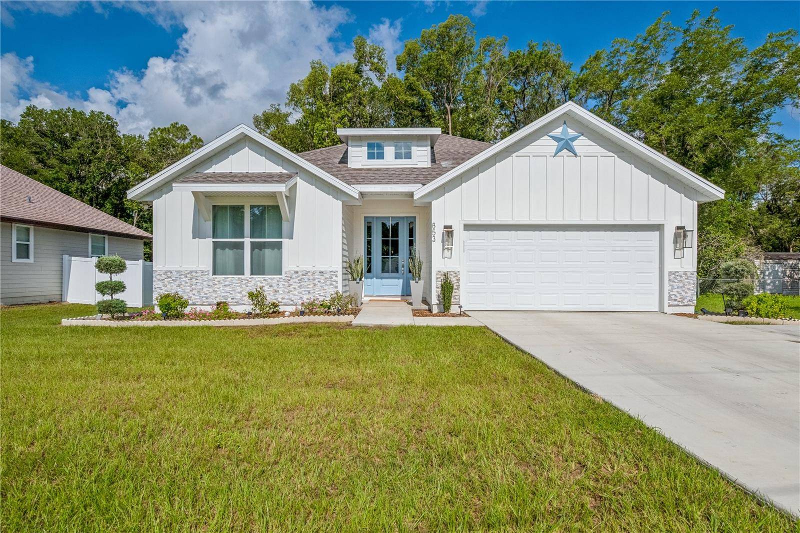 853 S PARKER ST, Starke, FL 32091