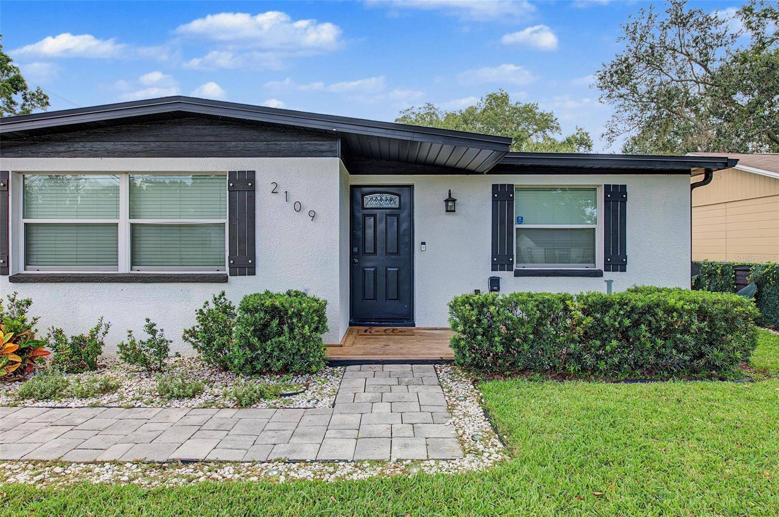 2109 E FLORA STREET, Tampa, FL 33610