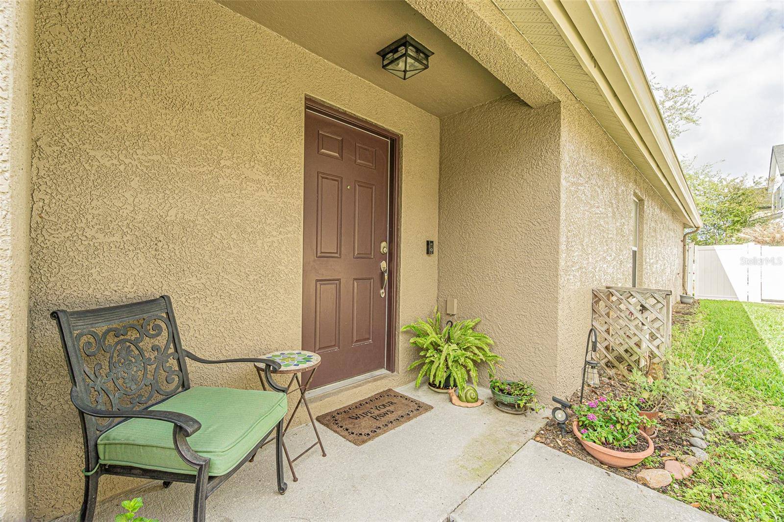 1123 BENSBROOKE DR, Wesley Chapel, FL 33543